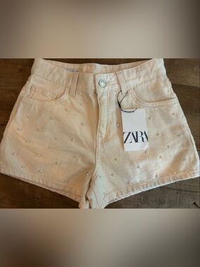 ZARA Cream Pearl-Embellished Denim Shorts